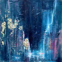 Load image into Gallery viewer, LUMINESCENT